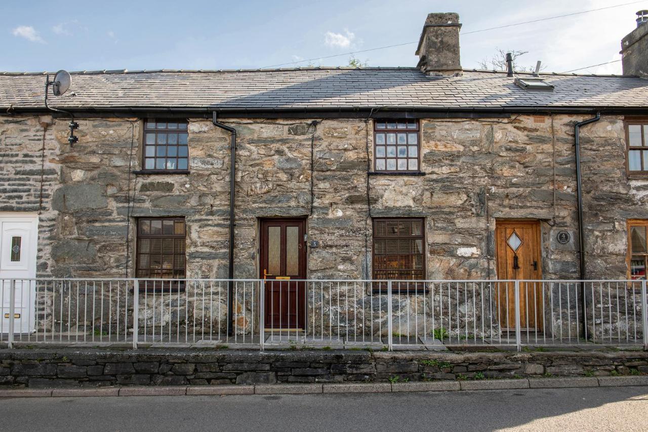 Homely Cottage With Garden And Mountain-View 블레노페스티니오그 외부 사진